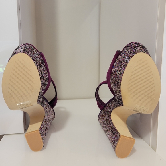 ALDO SIZE 38 PURPLE HEELS - Picture 4 of 4